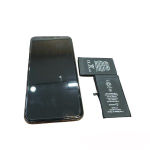 iPhoneXS max バッテリー交換