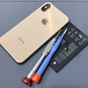 iPhone 11 バッテリー交換