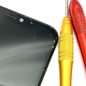 iPhone11 フロントパネル交換