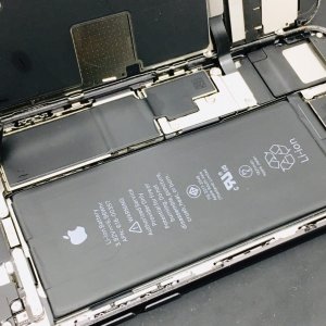 iPhone8 バッテリー交換