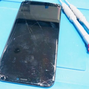 iPhoneXSMax フロントパネル交換