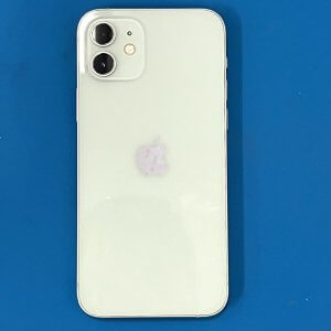 iPhone12 バックパネル交換修理