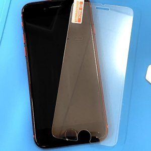 iPhone8 強化ガラス貼り付け
