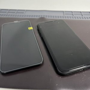 iPhone11 液晶交換
