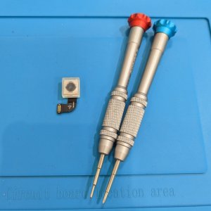 iPhone8(アイフォン8)アウトカメラ交換修理