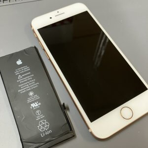 iPhone8 バッテリー交換