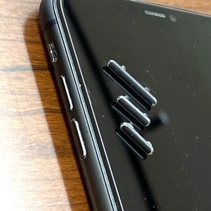 iPhone11 音量ボタン 電源ボタン 交換