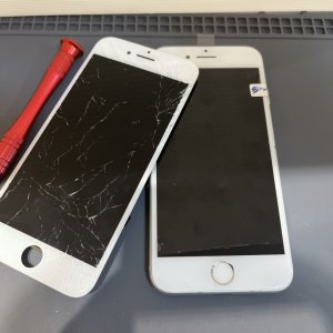 iPhone7 パネル交換