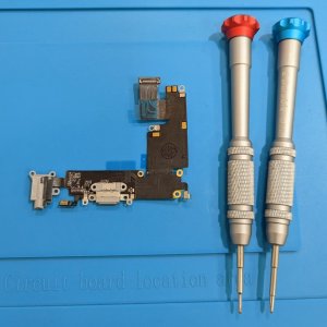 iPhone6Plus(アイフォン6プラス)ライトニング交換