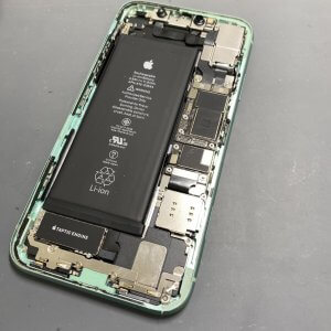 iPhone11 バッテリー交換