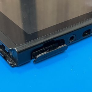 Nintendo Switch ゲームカードスロット修理
