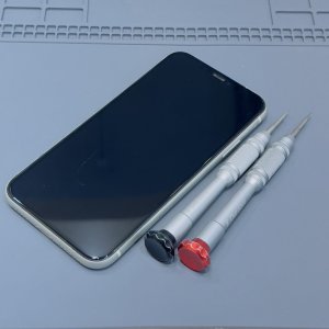 iPhone11 パネル交換