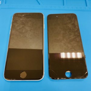 iPhoneSE2 フロントパネル交換