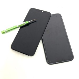 iPhone11 液晶交換