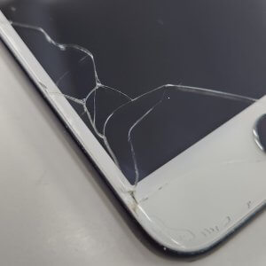 【iPhone7 ガラス修理】即日30分で完了します