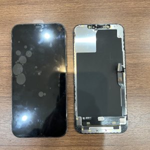 iPhone12ProMax修理 液晶パネル交換