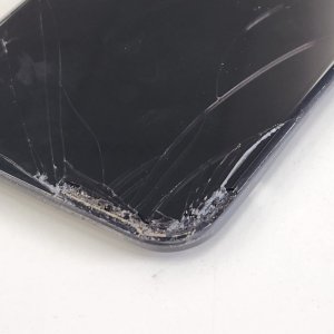 【iPhone11 液晶交換】20分で作業完了!!