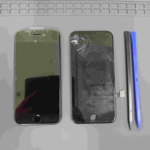 iPhone8 フロントパネル交換