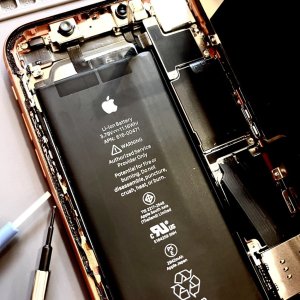 iPhoneXR バッテリー交換