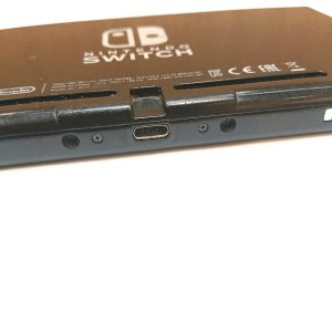 任天堂 switch ライトニング修理