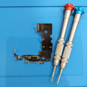 iPhoneSE2（アイフォンSE2）ライトニング交換修理