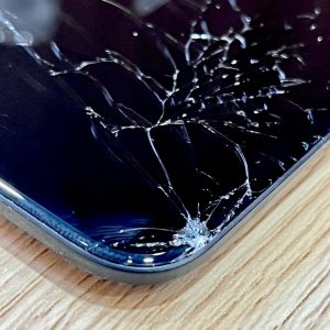 iPhone11 液晶交換