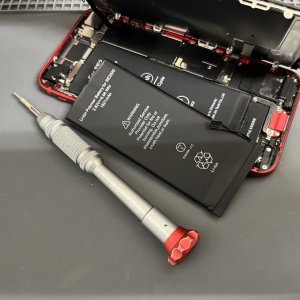 iPhoneSE2 バッテリー交換 即日修理