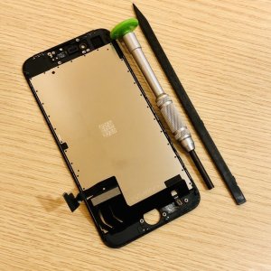 iPhone8 フロントパネル交換