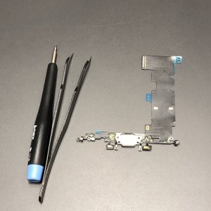 iPhone8Plus ライトニング交換