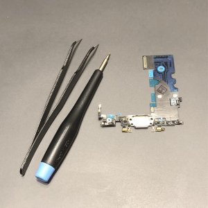 iPhoneSE2 ライトニング修理