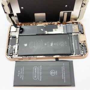 iPhone8 バッテリー交換