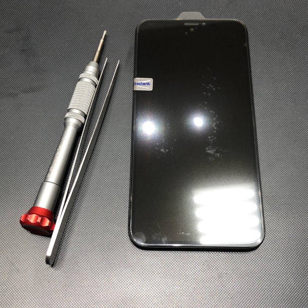 iPhoneXS フロントパネル交換