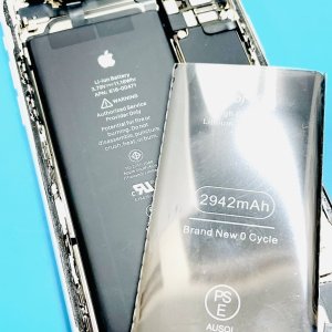 iPhoneXR　バッテリー交換修理