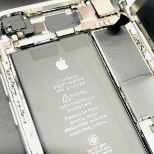 iPhone8 バッテリー交換修理