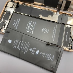 iPhone8 バッテリー交換