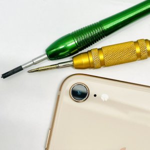 iPhone8 アウトカメラ交換修理