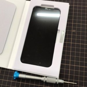 iPhone12 落下画面破損 パネル交換