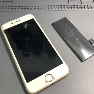 iPhone7 ハマグリ現象 バッテリー交換