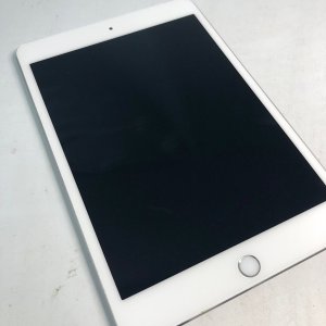 iPadmini4 基盤修理とバッテリー交換