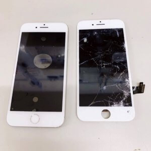 iPhone8 落下タッチ操作不具合　液晶交換