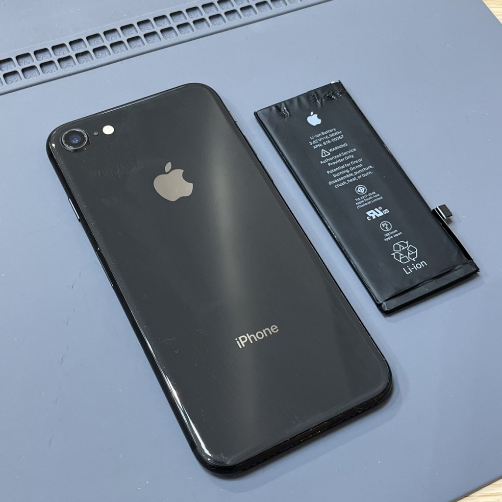 iPhone8 バッテリー交換