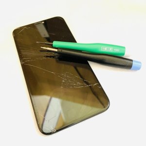 iPhone11 液晶交換
