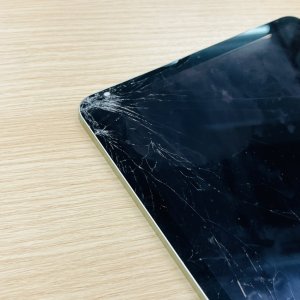 iPad Air4 A2072 液晶交換