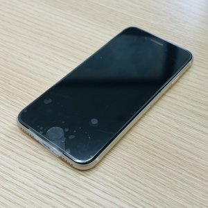 iPhoneSE3 液晶交換