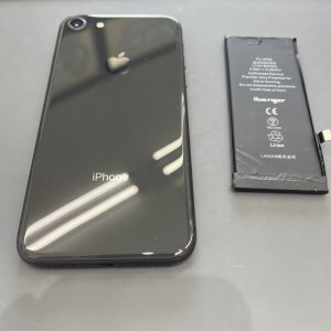 iPhone8 バッテリー交換