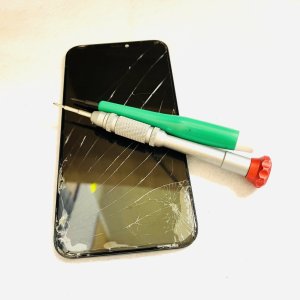 iPhone11 液晶交換