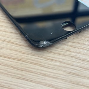 iPhone8 フロントパネル交換
