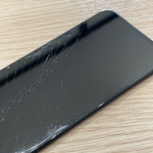 iPhoneXR　フロントパネル交換