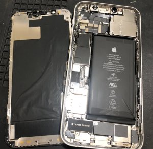 iPhone12 バッテリー交換