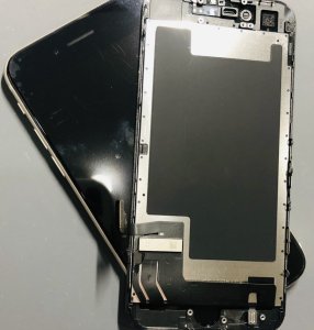 iPhoneSE3 フロントパネル交換